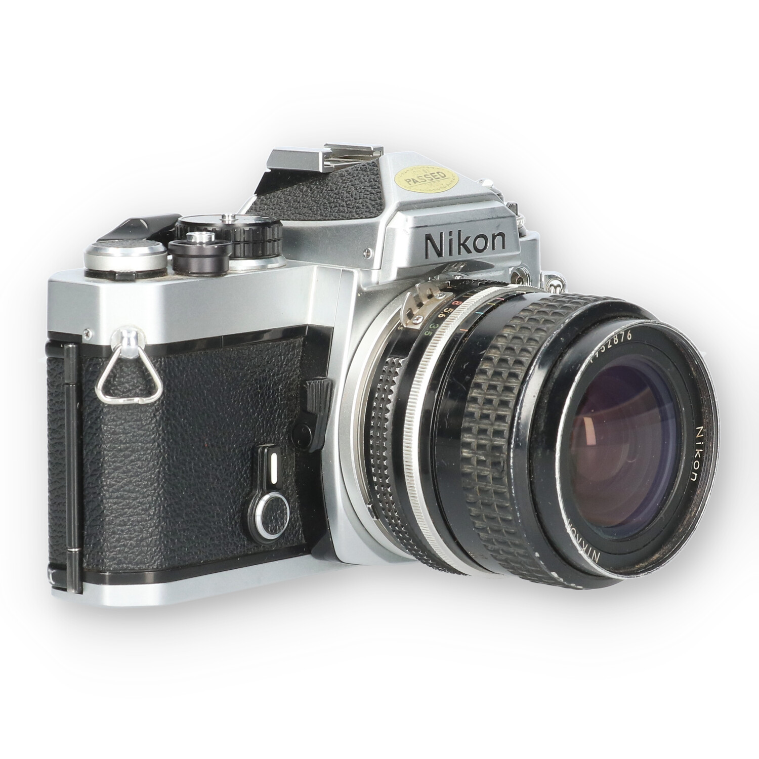 Nikon FE + Nikkor 28mm f/3.5 - No-Digital